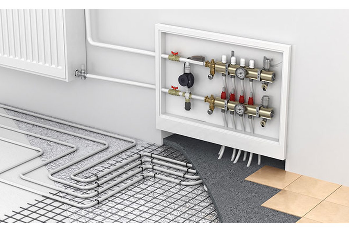 Termostato con impostazioni di temperatura per il riscaldamento domestico.